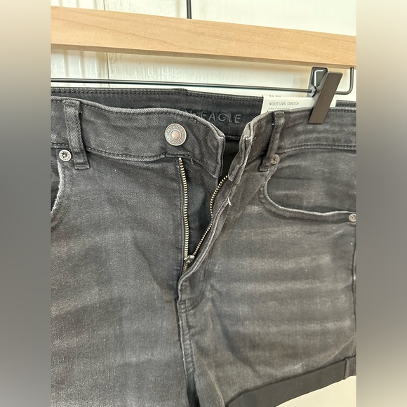 NEW American Eagle Super High-Waisted Denim Short, black, size 12 - Picture 9 of 13